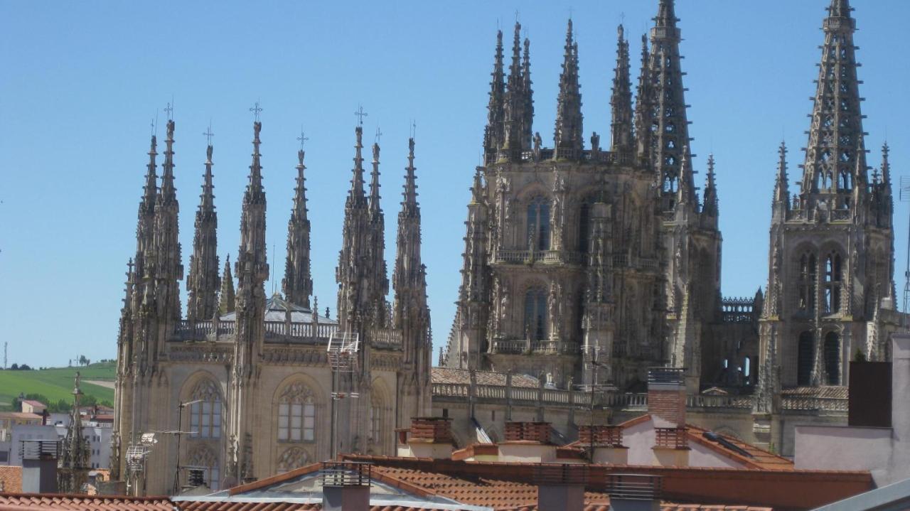 Buhardilla Con Encanto Centro Historico Burgos Luaran gambar